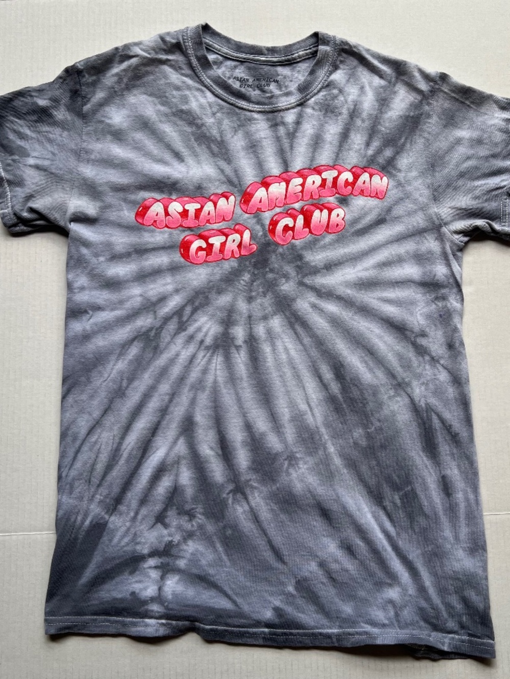Asian American Girl Club Gray Tie-Dye T-Shirt Size Women’s Small